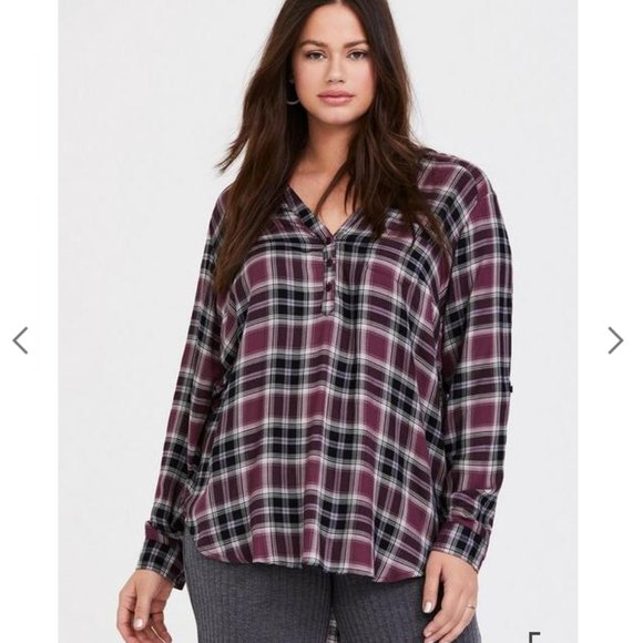 Torrid Twill Henley Tunic Top size 00/Large - Picture 1 of 11